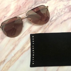 LIKE NEW Quay Australia The Playa Aviator Sunnies